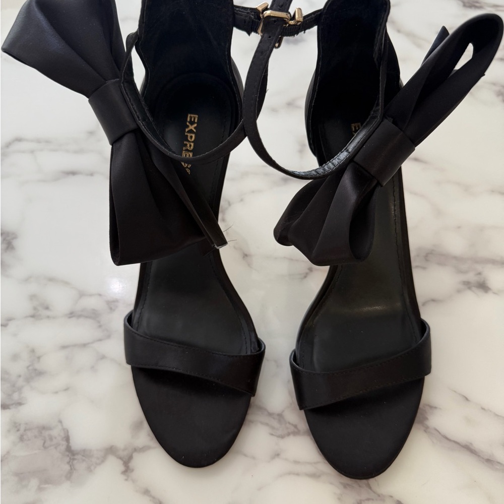 Express Black Heeled Sandals with Bow Accent - Picture 2 of 4